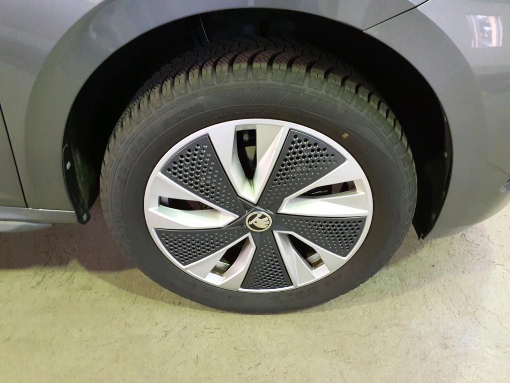 Skoda Kamiq Selection 1.0 TSI Klima*PDC*RFK*SH