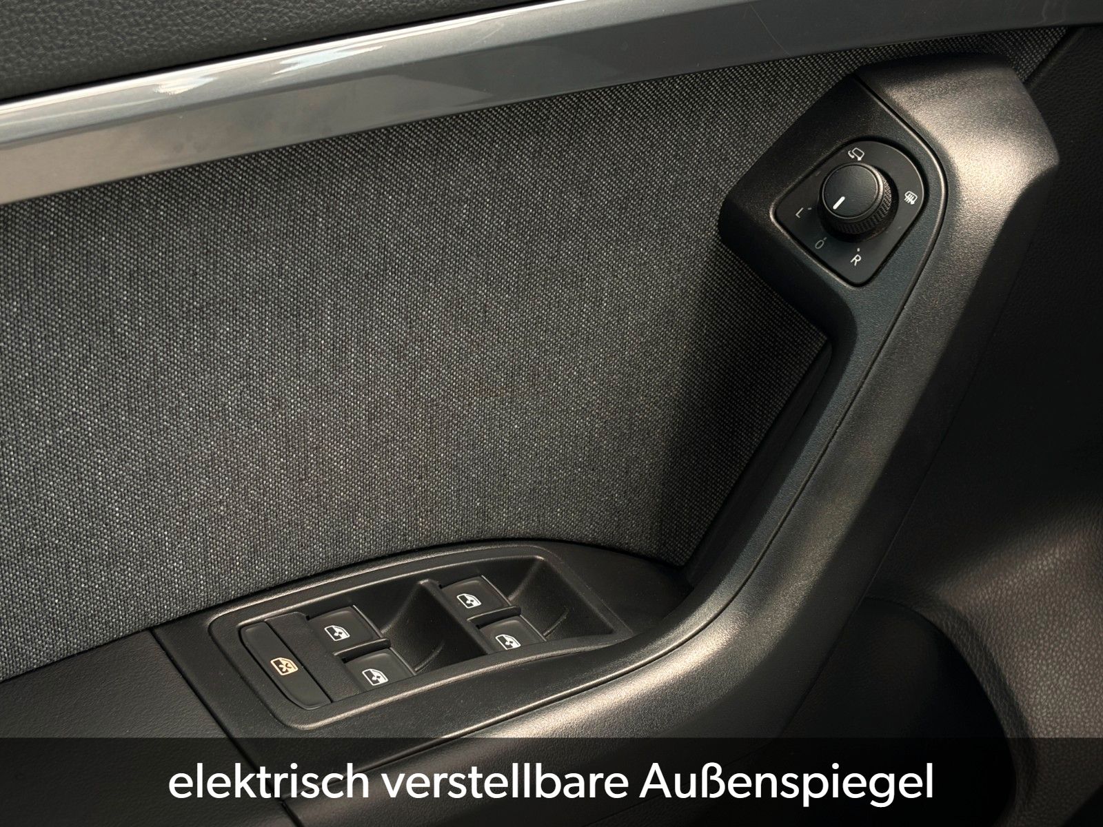 Fahrzeugabbildung SEAT Ateca Style 1,5 TSI DSG Tempomat LHZ SHZ CAM NAV
