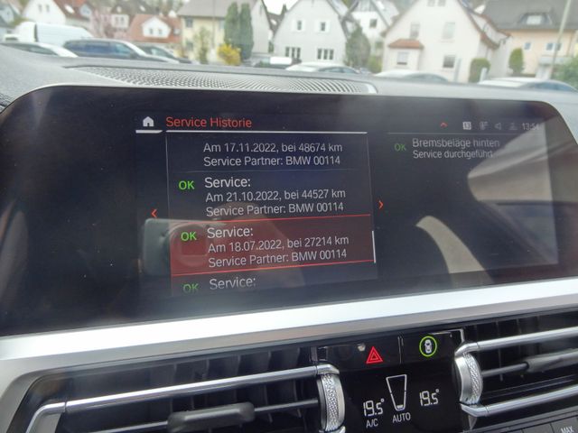 Fahrzeugabbildung BMW 320d xDrive M Sport/Laser/Leder/Virtual/AHK/1.Hd