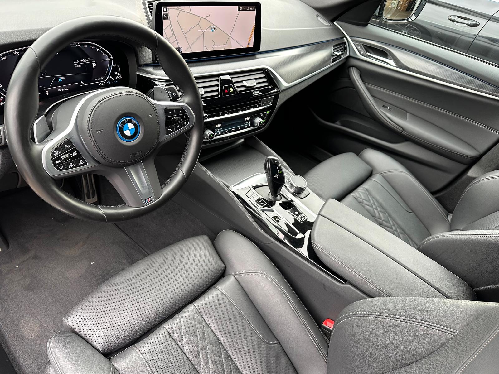 BMW 530 e Touring M-Sport NAV+LED+AHK+ACC+360°+18ZO