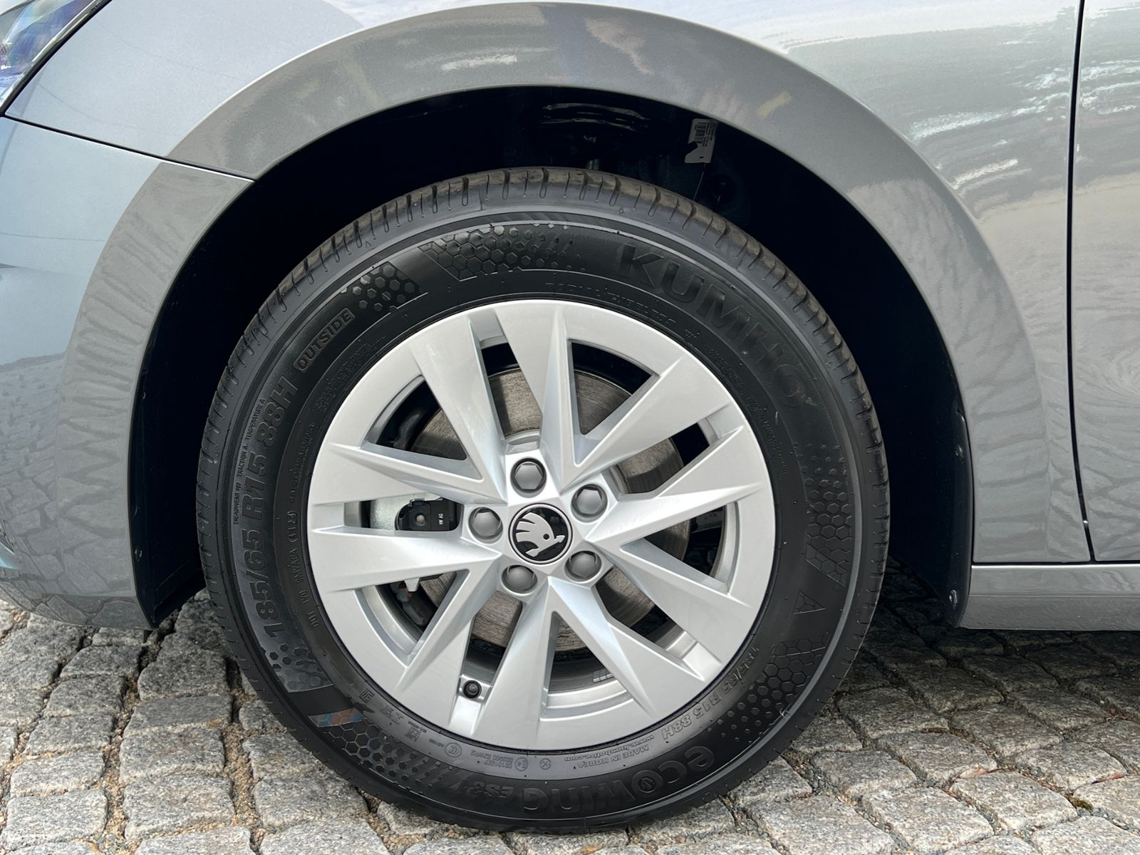 Fahrzeugabbildung SKODA Fabia Selection 1.0 TSI DSG *LED, ACC, 15'-LM*