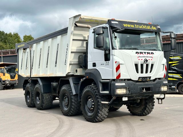 Iveco Astra HHD9 86.54 8x6, 28 m³, Nutzlast 40 t.