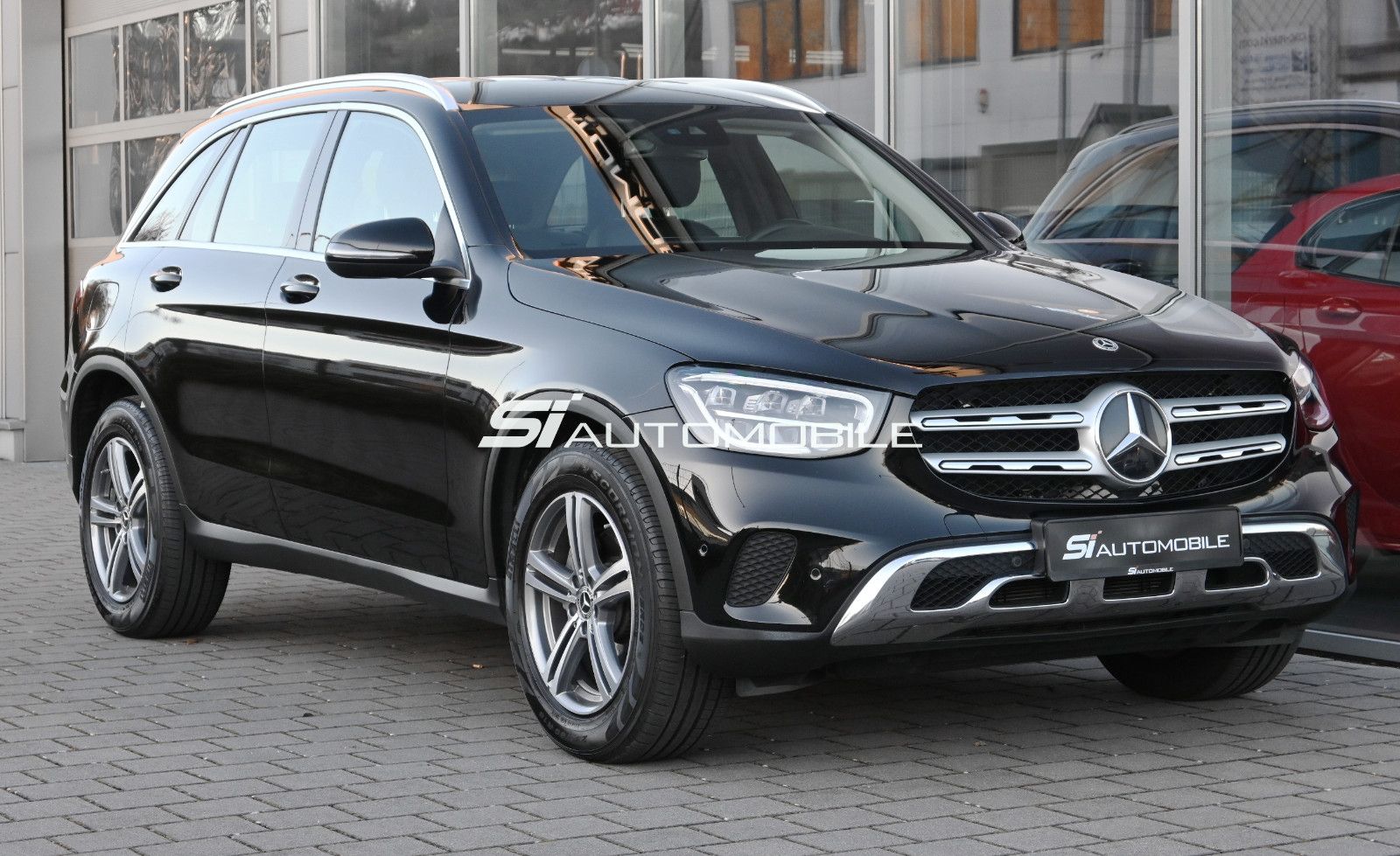 Fahrzeugabbildung Mercedes-Benz GLC 300 4MAT. °AHK°AMG INTERIEUR°SOUND°KAMERA°