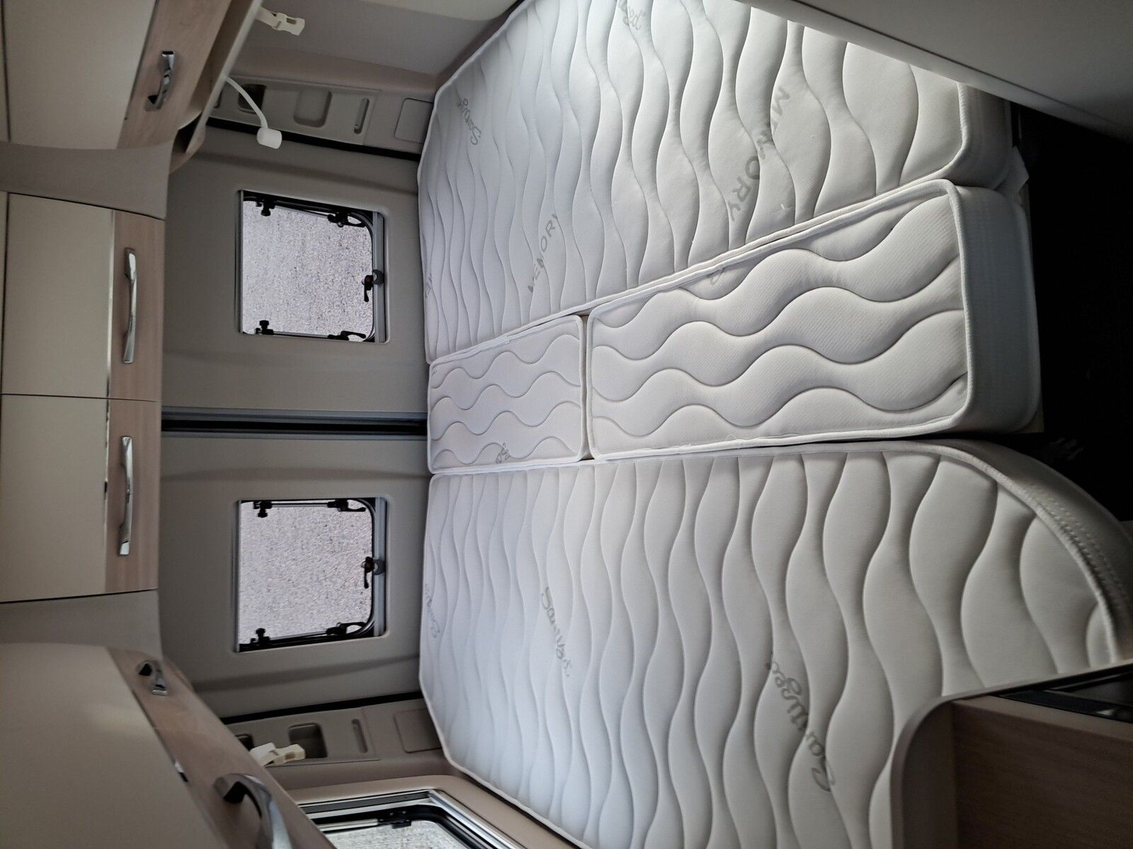 Fahrzeugabbildung Eura Mobil Van V 635 EB