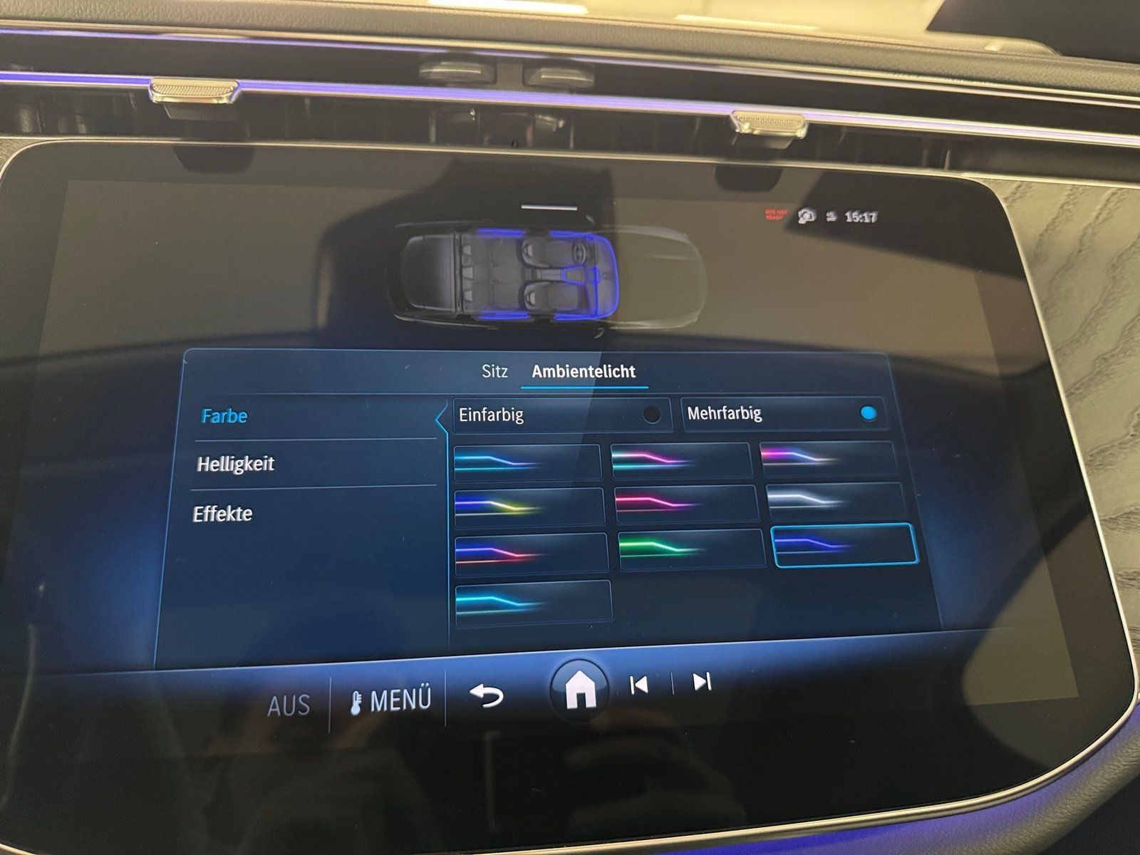 Fahrzeugabbildung Mercedes-Benz E 220 T d AVANTGARDE*Pano*AHK*Distronic*Totwink*