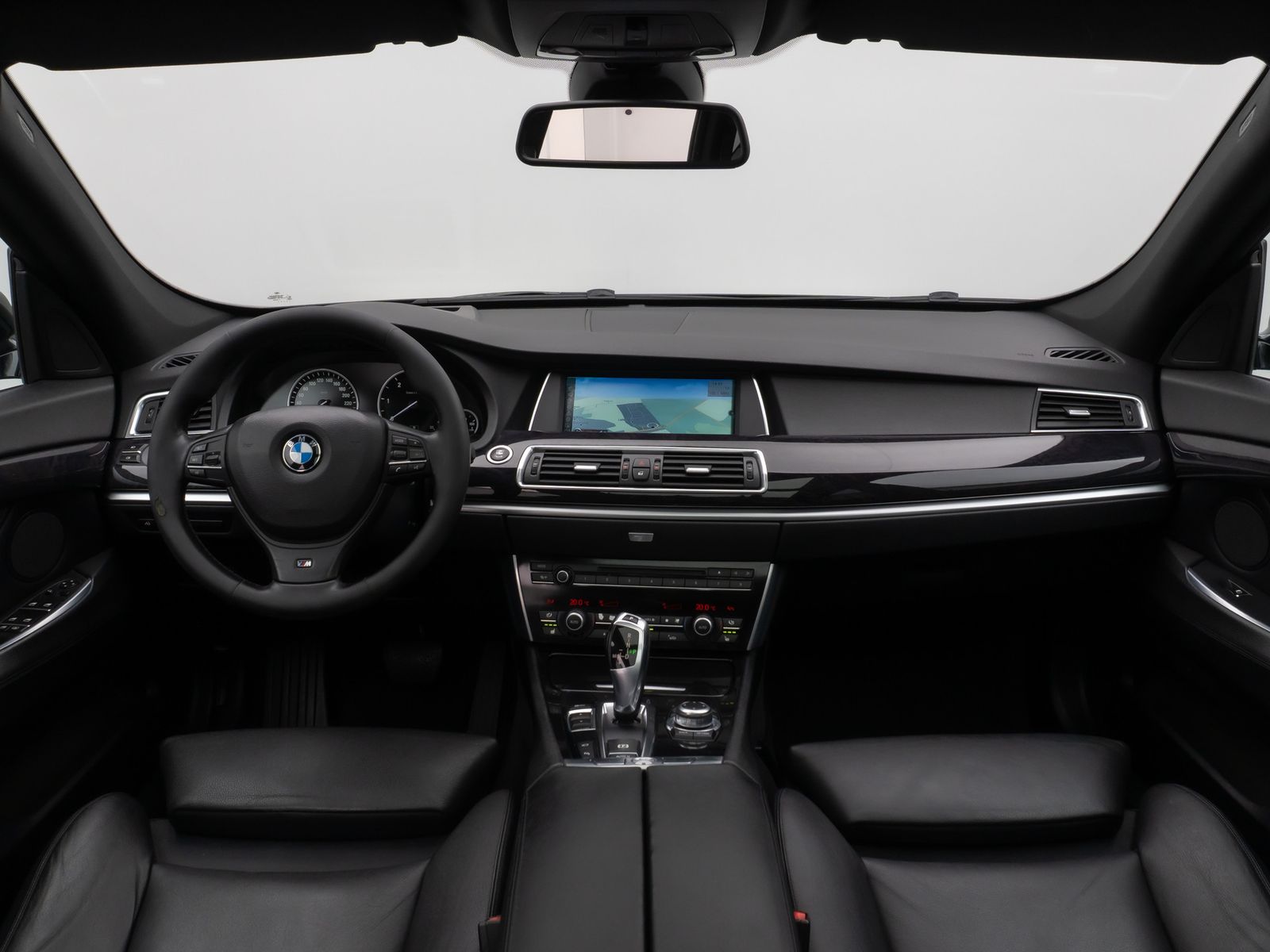 Fahrzeugabbildung BMW 535d Gran Turismo Panorama Kamera HUD HiFi Xenon