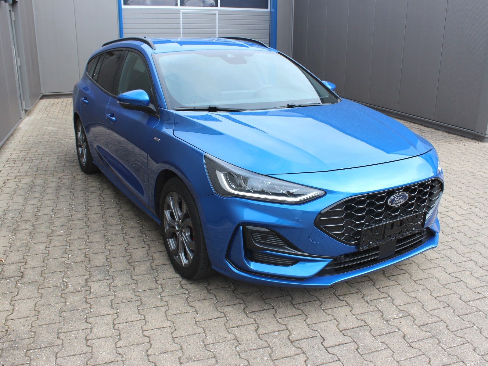 Fahrzeugabbildung Ford Focus ST-Line X 1,0 EcoBoost Mild-Hybrid
