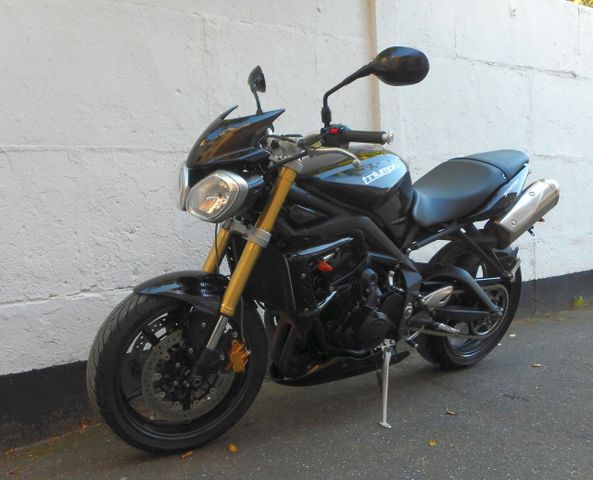 Triumph Street Triple 675