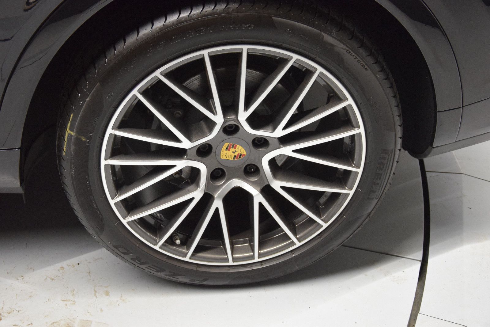 Fahrzeugabbildung Porsche Cayenne S Pano ACC Chrono BOSE HuD Memory 360°