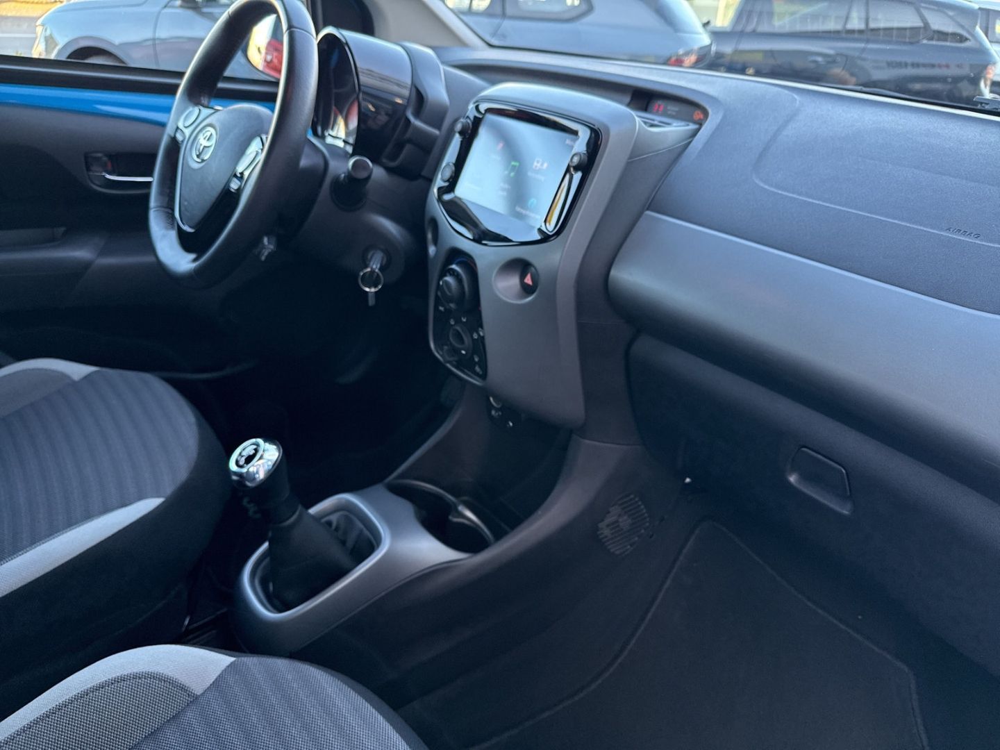 Fahrzeugabbildung Toyota Aygo X-Play Connect VVTi 1.0 LApple CarPlay Andr