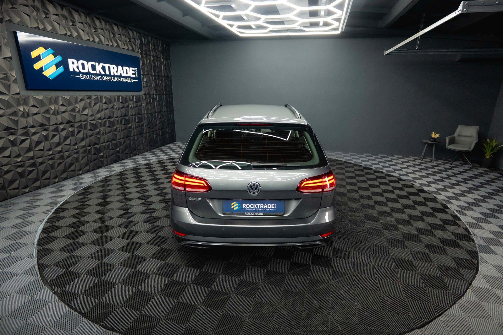 Fahrzeugabbildung Volkswagen Golf VII Variant Comfortline Autom. *ACC*LED*19%