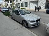 BMW 320i - - gebrauchte BMW 320 aus dem Jahr 2005