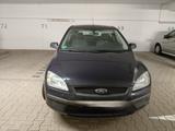 Ford Focus, Limousine, Schrägheck, blau, H... - Ford Focus: Schrägheck