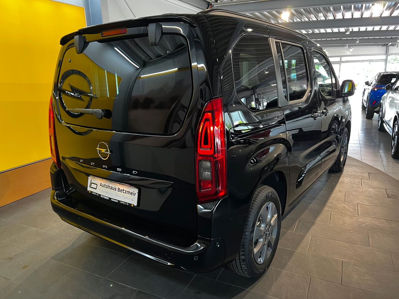 Opel Combo GS - S/LHZ | RFK | Navi | TotW. imagem 3