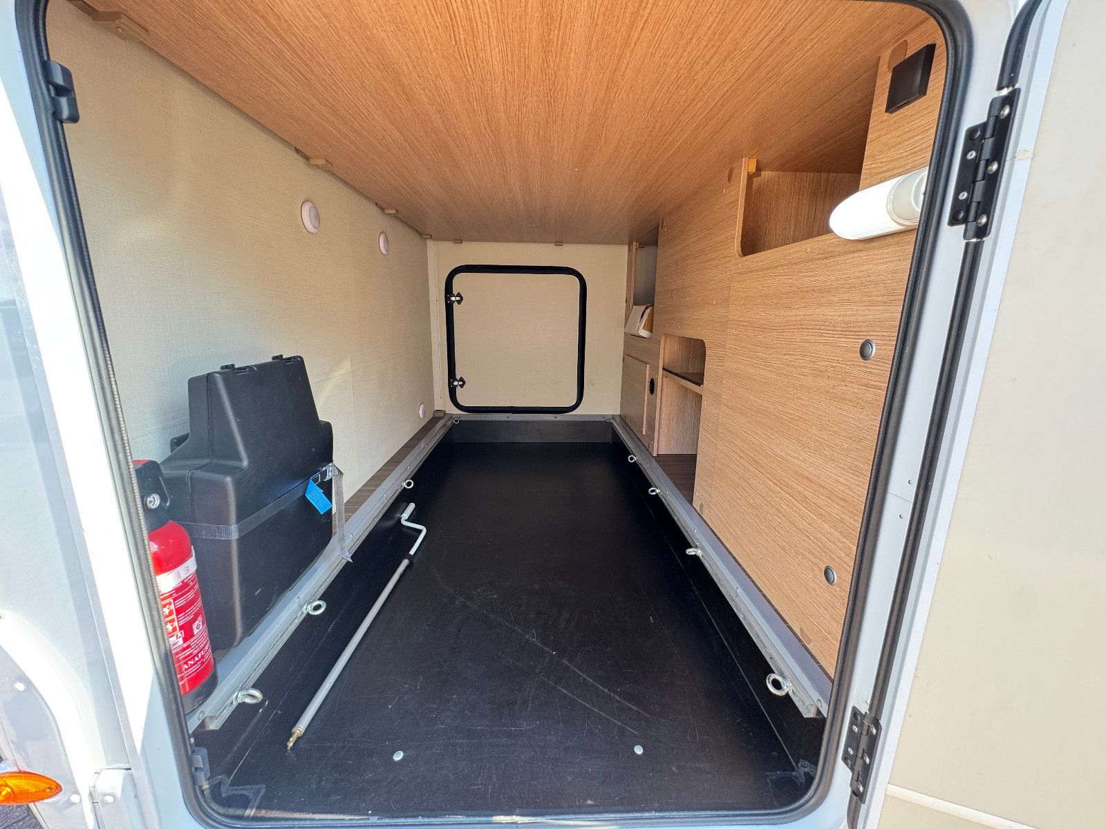 Fahrzeugabbildung Sunlight T 68 FIAT DUCATO NAVI KAMERA SAT TV EB & HUBBETT