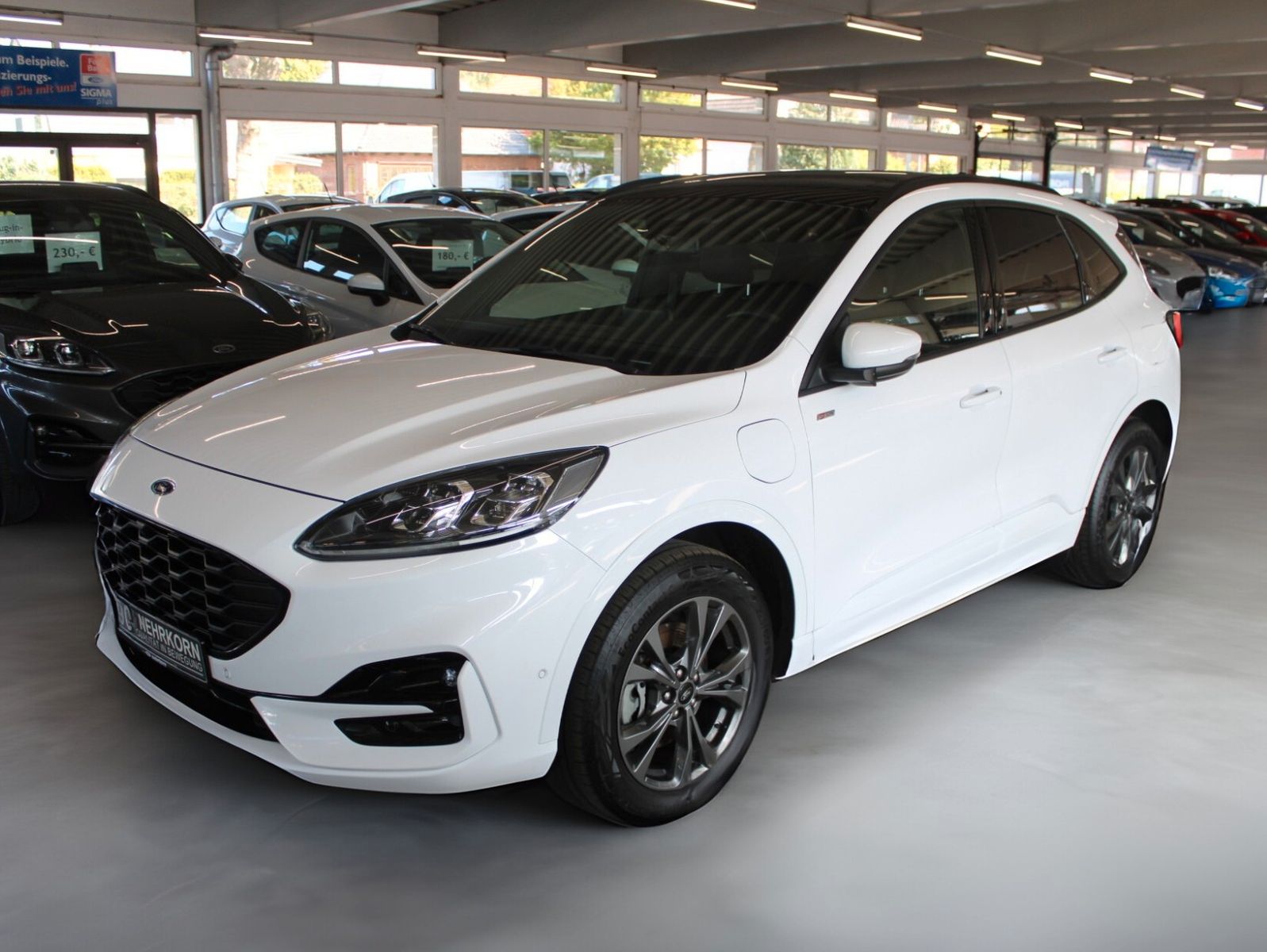 Fahrzeugabbildung Ford Kuga 2.5 PHEV ST-Line X Aut. AHK PANO ACC uvm.