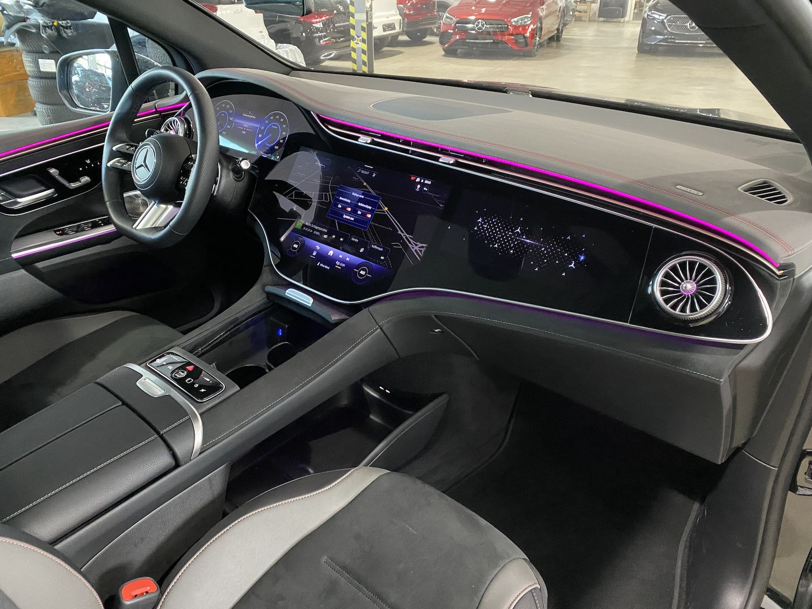 Fahrzeugabbildung Mercedes-Benz EQE SUV 500 4M AMG/HYPER/PANO/´21/BUR/360/AHK/