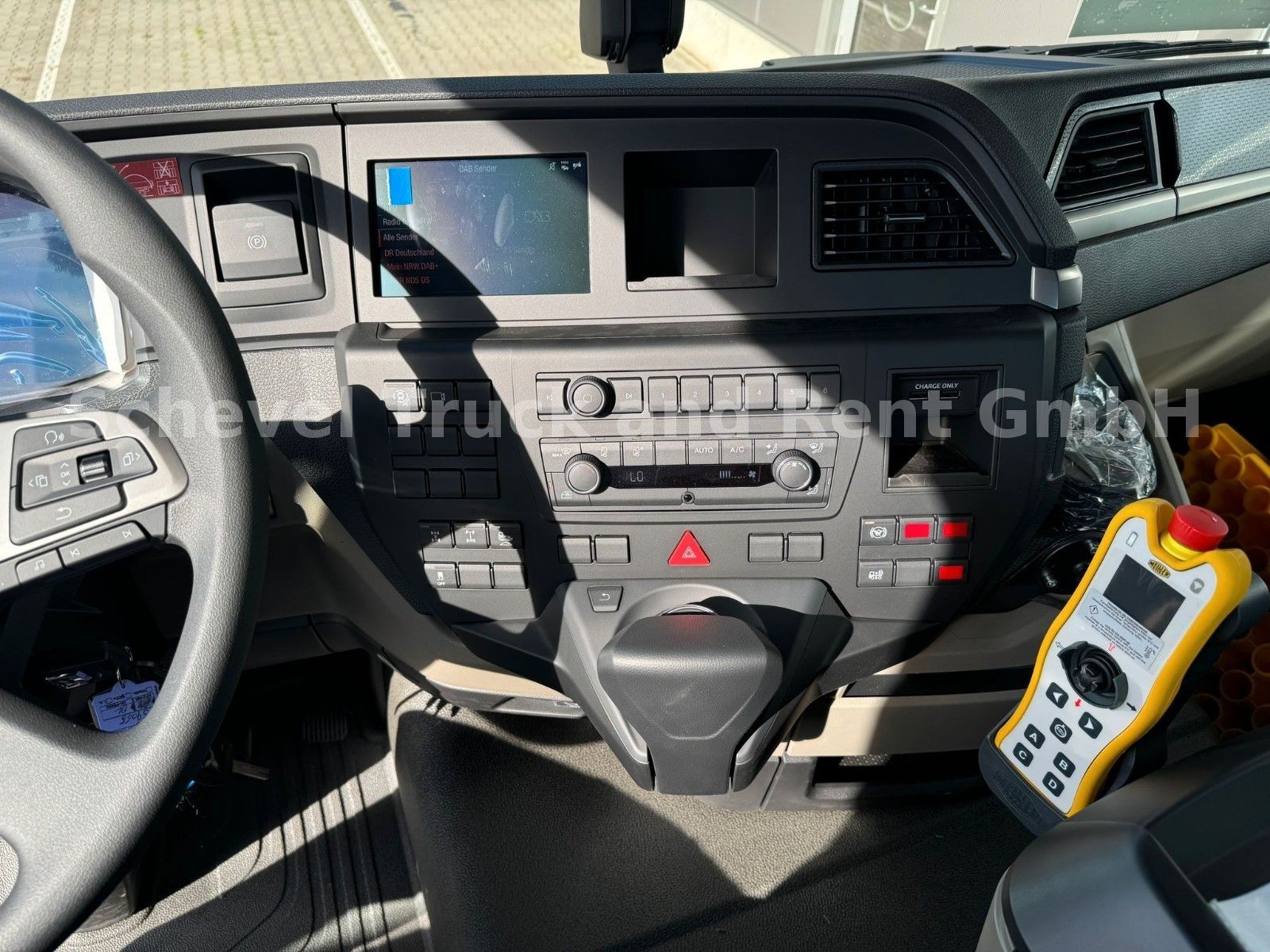 Fahrzeugabbildung MAN TGS 26.480 6x4 MEILLER 21.65 Fernfunk.