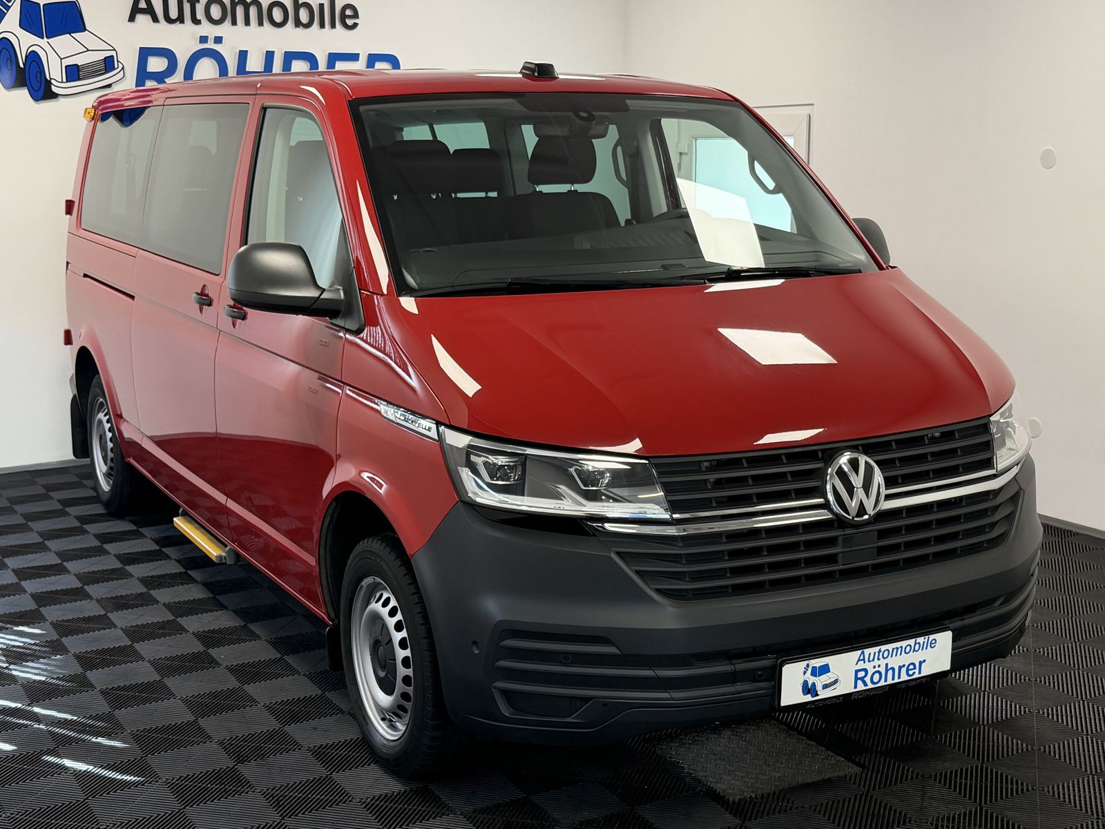 Volkswagen T6 Caravelle T6.1 2.0 TDI lang 9-Sitze Standh. imagem 3