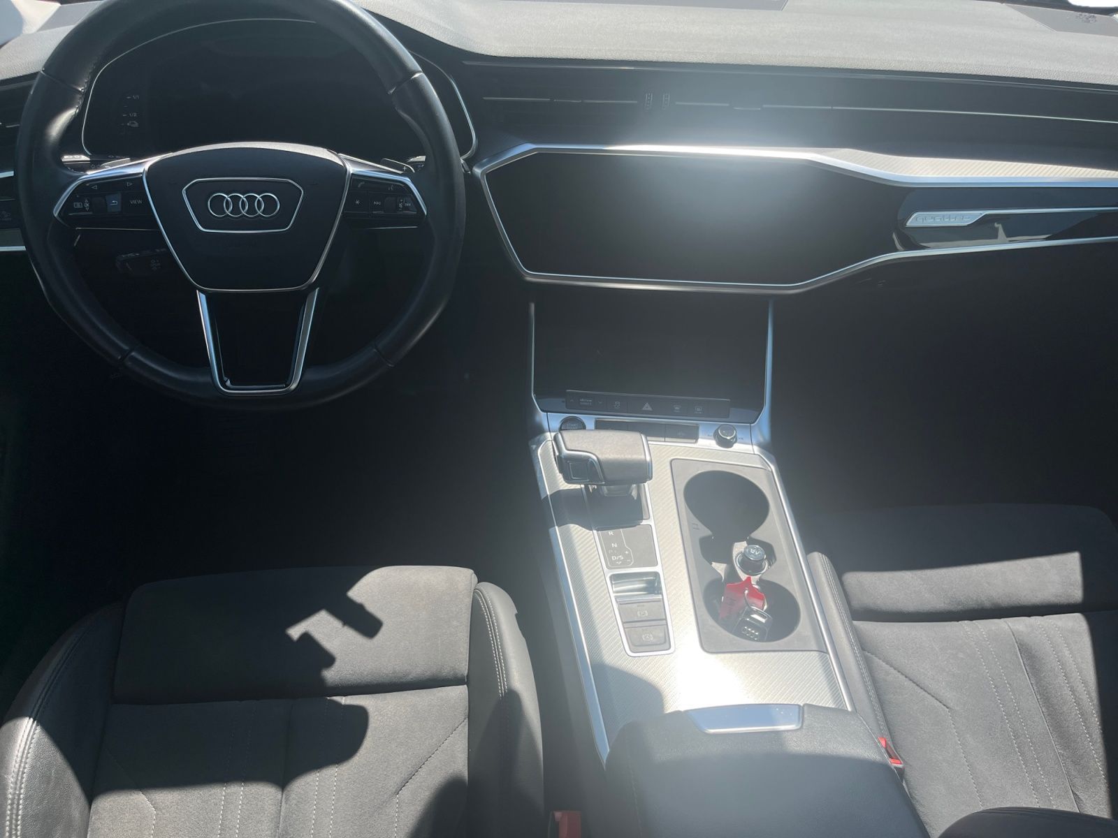 Fahrzeugabbildung Audi A6 Avant 50 TFSI e PHEV quattro sport pano