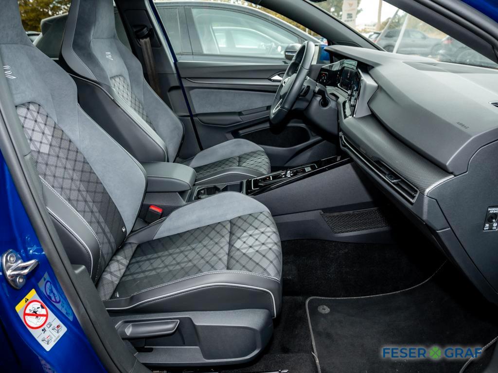 Volkswagen Golf VIII 2.0 TSI 4M R-Line DSG LED/AppConn