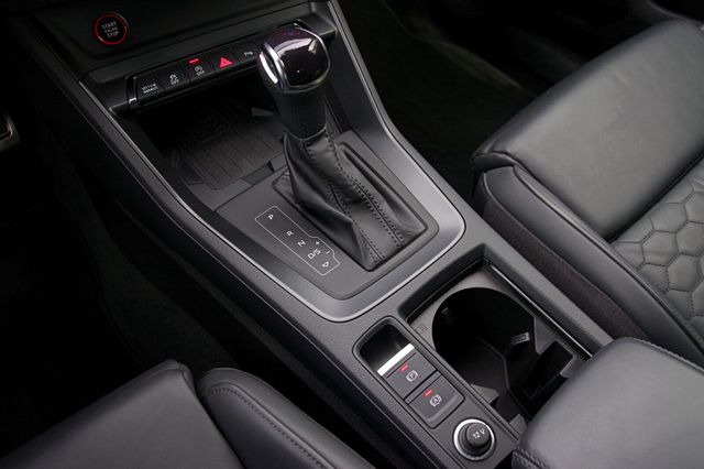 Audi RS Q3 Sportback quattro*RS-Sportsitze,AHK,Pano*