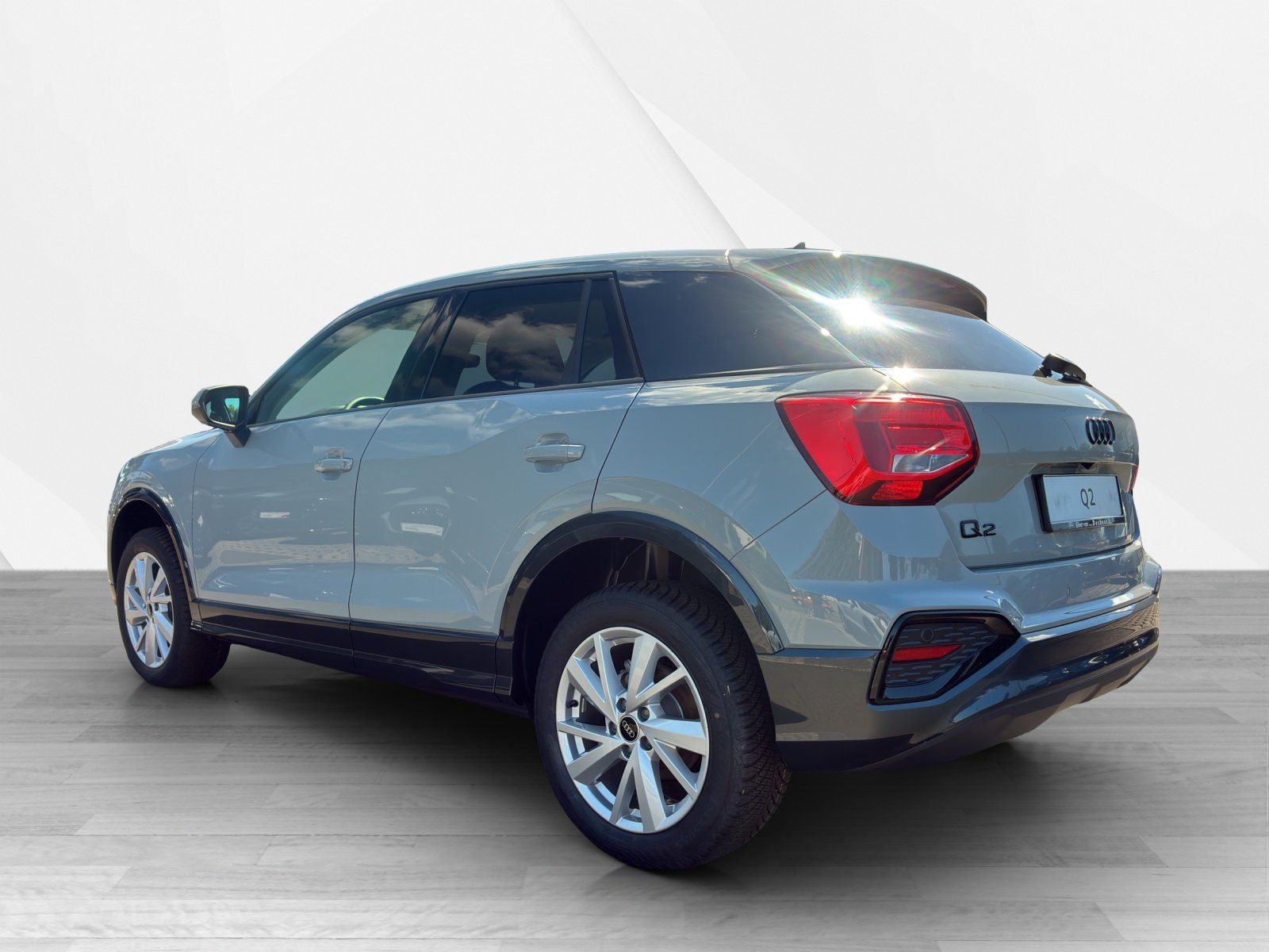 Fahrzeugabbildung Audi Q2 advanced 35 TFSI 110(150) S tronic Kamera,LM