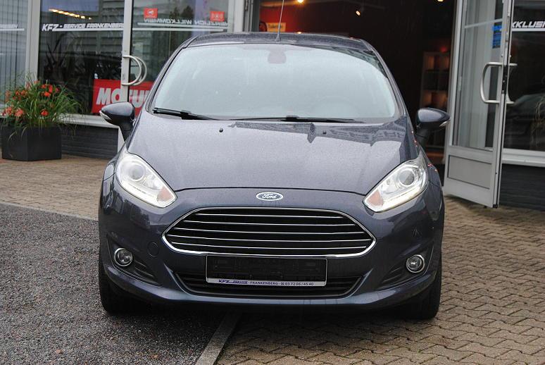 Ford Fiesta 1,5 TDCi Titanium.8xRäder.Scheckheft gepf