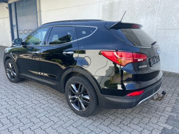 Hyundai SANTA FE - 4
