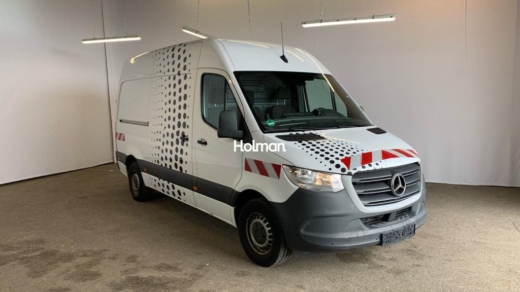 Image of Mercedes-Benz Sprinter