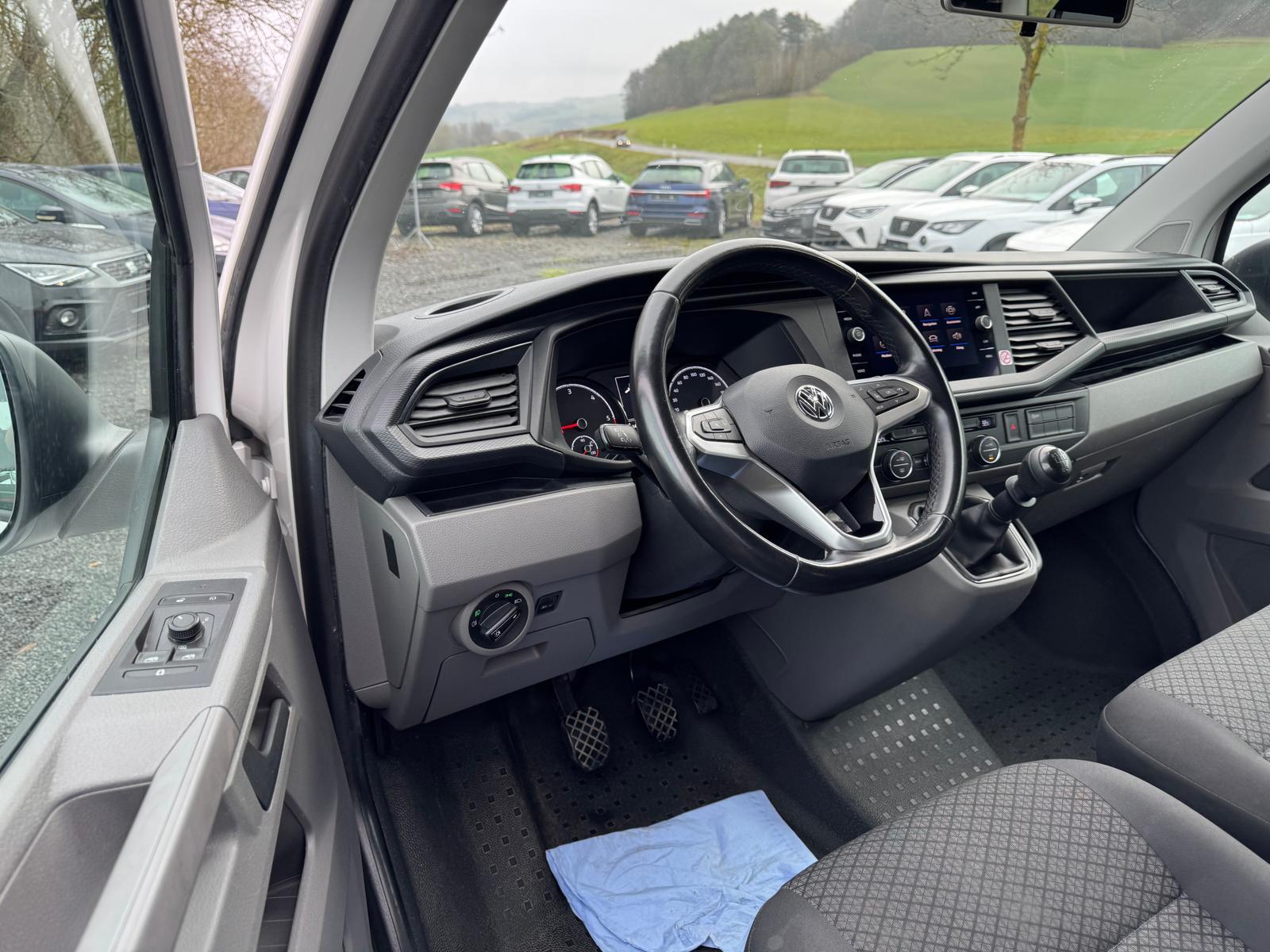 Volkswagen T6.1 2.0 TDI *CARAVELLE*9-SITZER*NAVI*APP-CONNEC