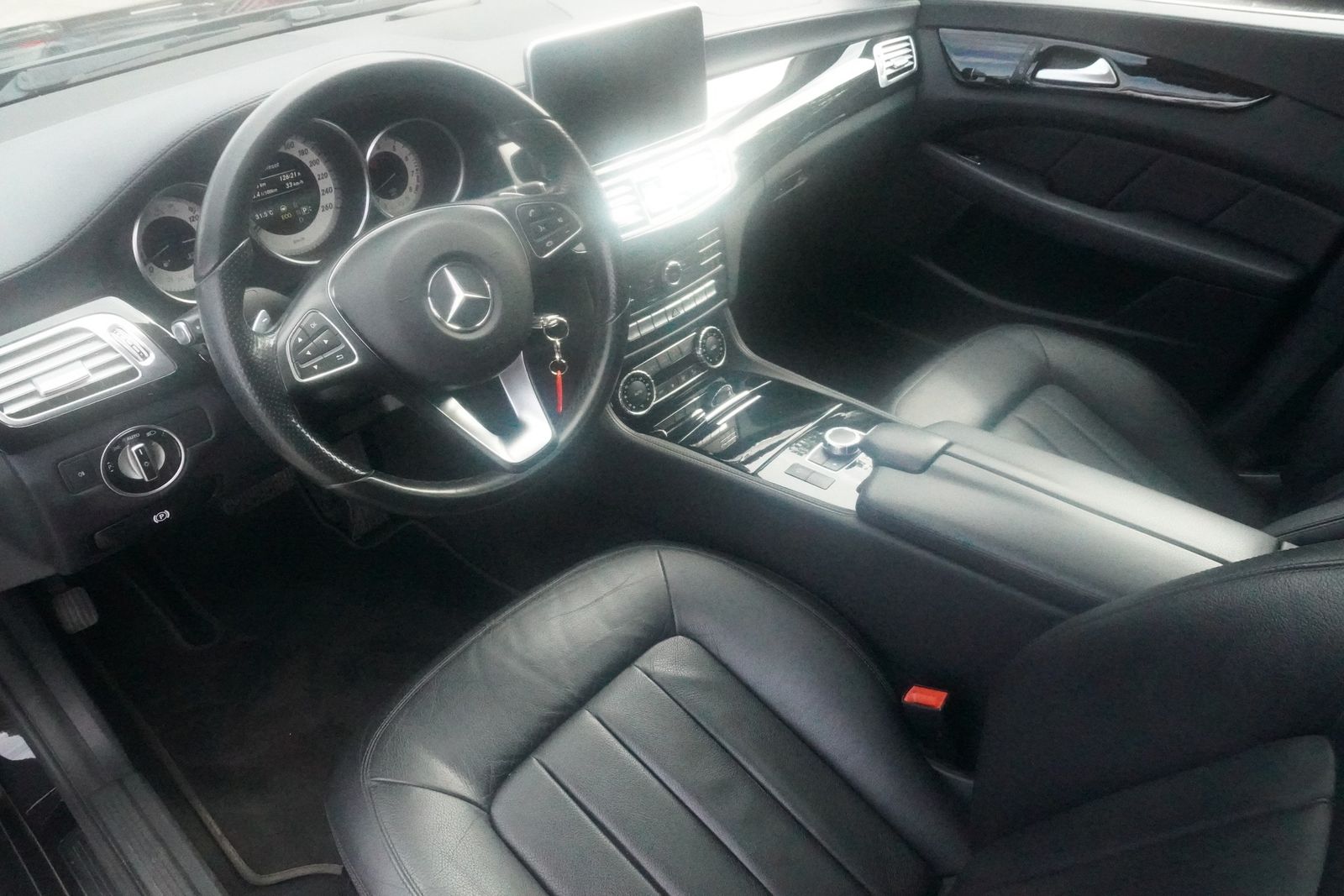Mercedes-Benz CLS 400 Multibeam 360° Totwinkel Schiebedach foto 9