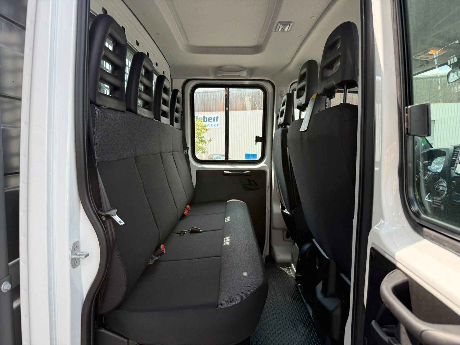 Fahrzeugabbildung Iveco 35S18HA8 D Pritsche *R 3750 mm*Automatik*