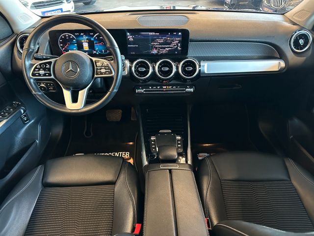 Mercedes-Benz GLB 200 *NAVI*ACC*LED*SPURASSIST*AHK*