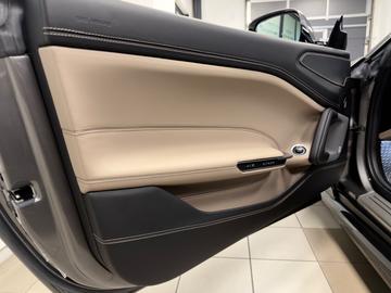 صورة مصغرة 27 لـ 2016 Ferrari GTC4LUSSO