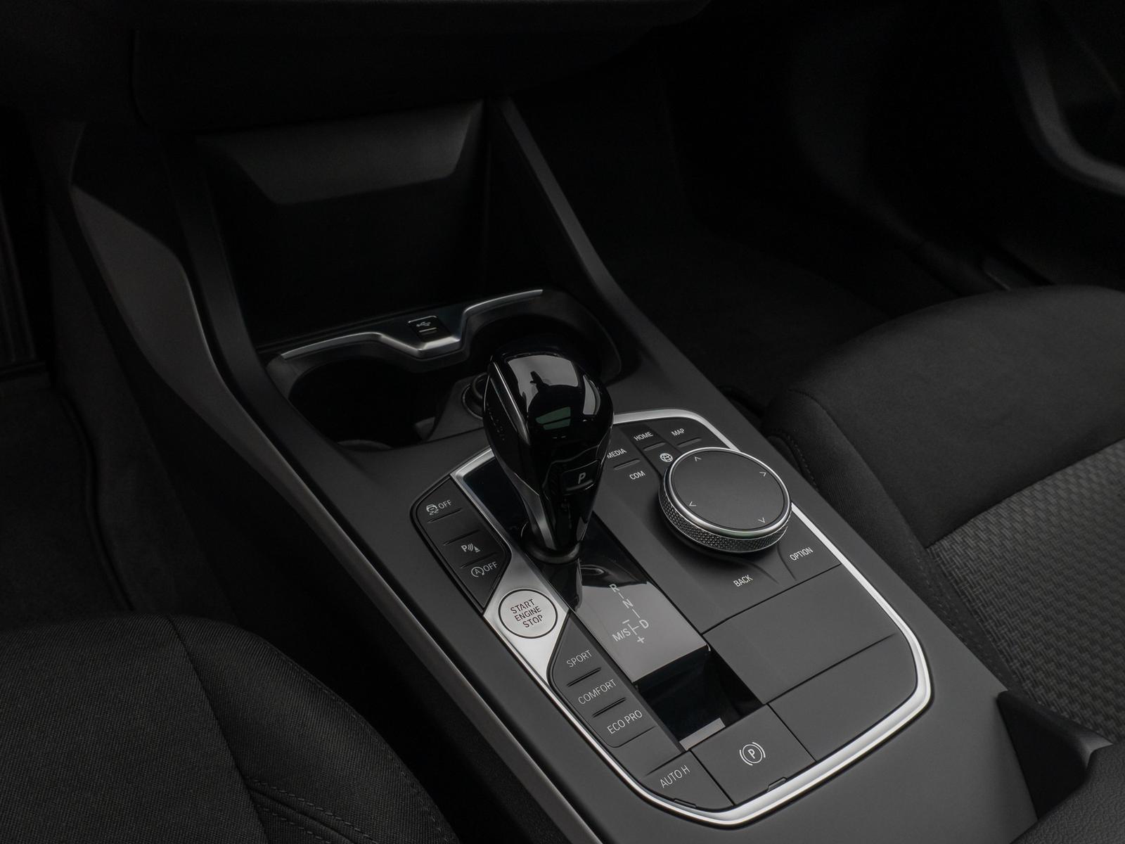 BMW 118 i Panorama DAB CockPitPro Lenkrhzg PDC LED, миниатюра 22