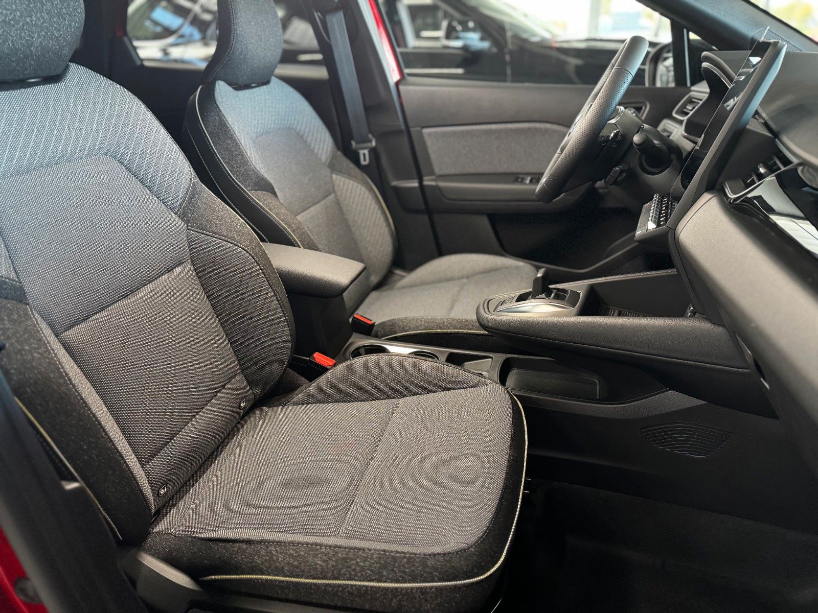 Fahrzeugabbildung Mitsubishi ASX 1.3 T 7-DCT Intro Edition