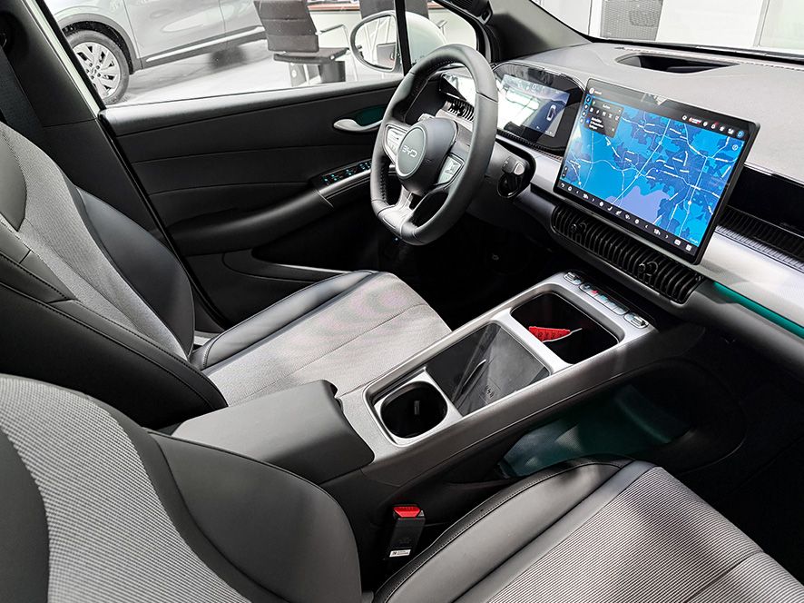 BYD DOLPHIN
