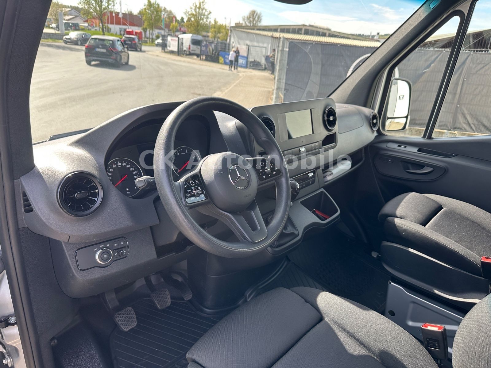 Fahrzeugabbildung Mercedes-Benz Sprinter III Kasten 317 CDI/Mixto/4 Sitze/Navi