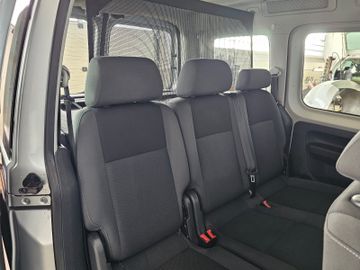 Volkswagen Caddy - 10