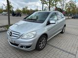 Mercedes-Benz Mercedes B 170 BLUE EFFICINCY /Gas und Ben... - Mercedes-Benz B 170 in München