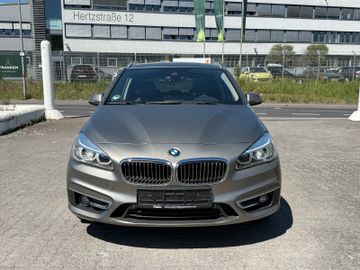 BMW 218 - 2
