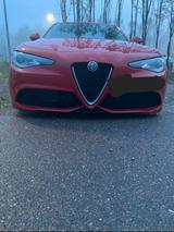 Alfa Romeo Giulia 2.0 Turbo 16V 206kW AT8-Q4 Veloce Veloce - Alfa Romeo aus 2020
