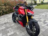 Ducati Streetfighter  V4 S; Carbon und viel Zubehör - ERFURT