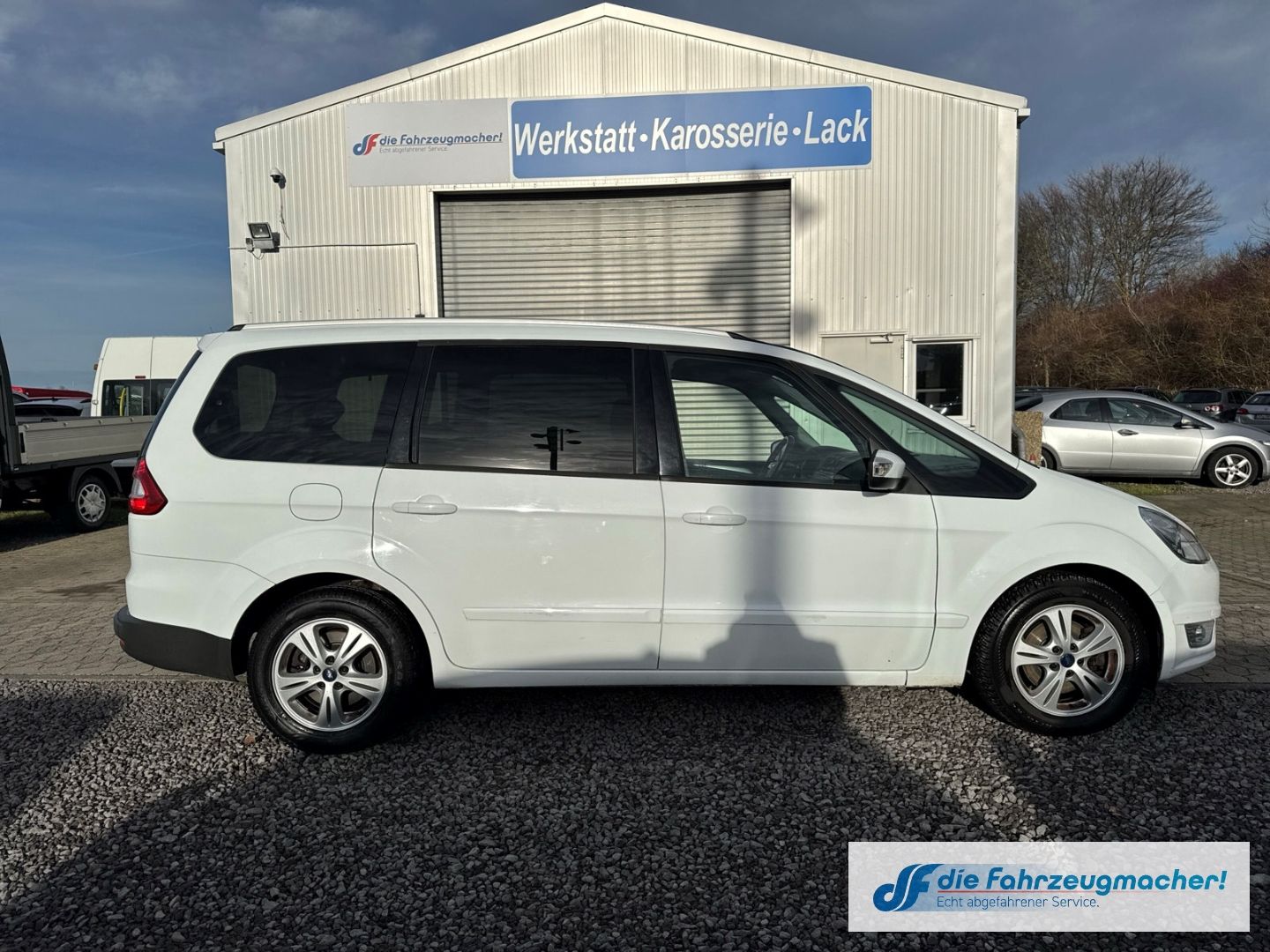 Fahrzeugabbildung Ford Galaxy Business 1.Hand, TÜV, AHK-klappbar Navi *