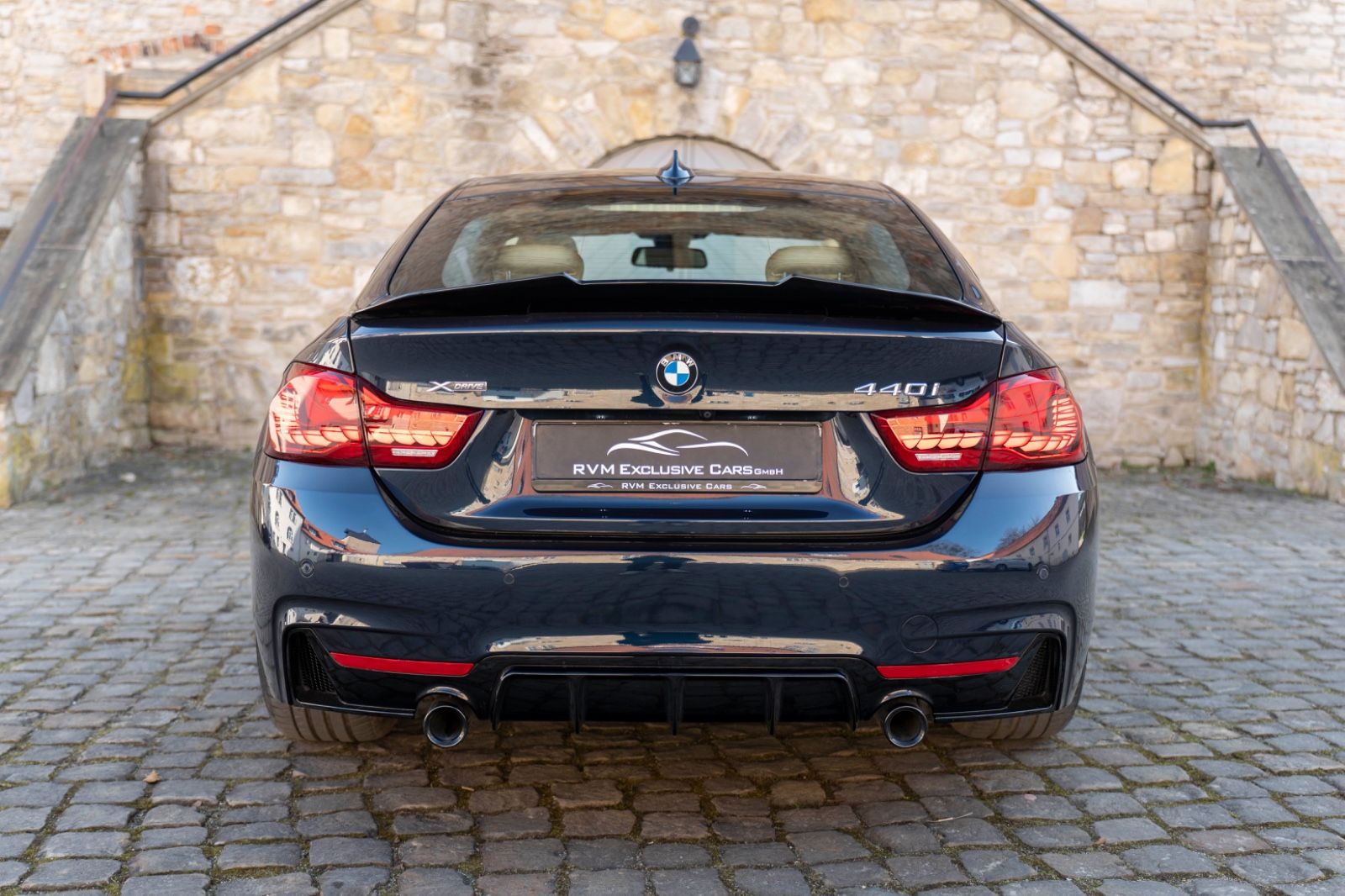 Fahrzeugabbildung BMW 440IX GC M-PERFORMANCE HUD H&K LED KAM CARPLAY
