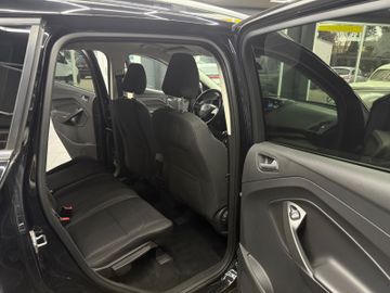 Ford Kuga - 9
