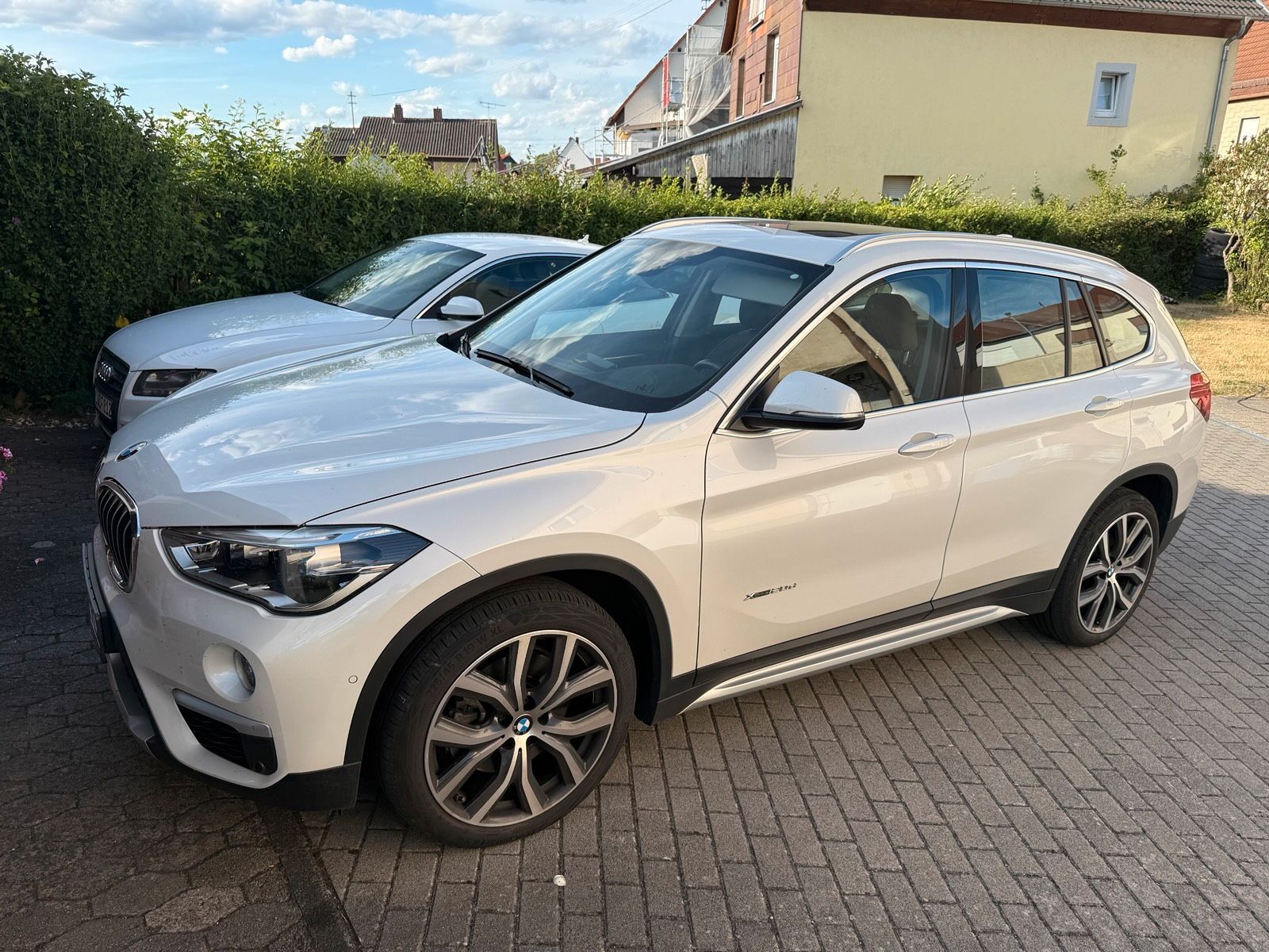 BMW BMW X1 xDrive 20d - Top Zustand