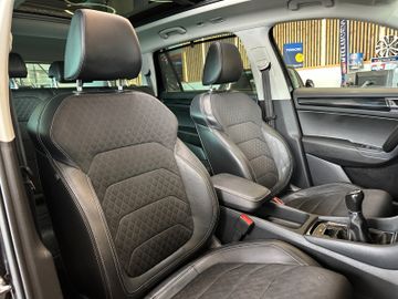 Skoda Kodiaq *7-SITZER*KEYLESS*PANO*MEMORY*AHK*LED*