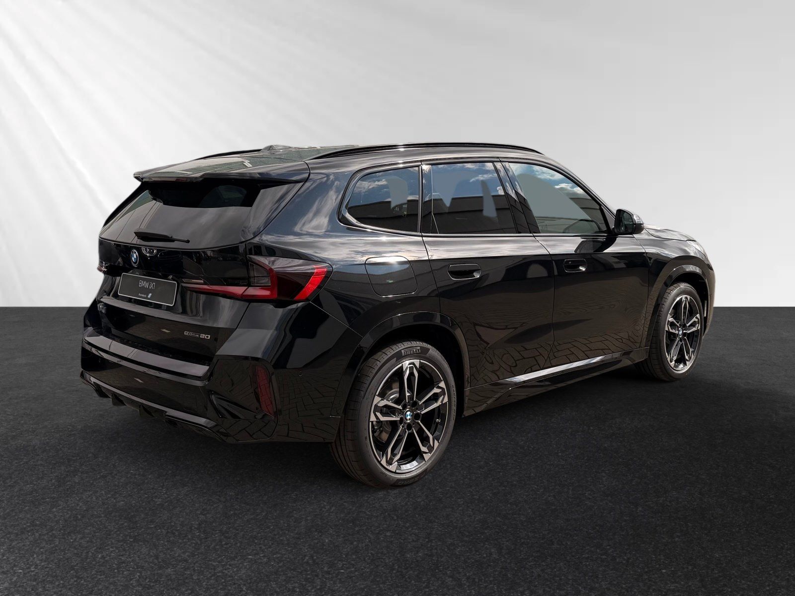 BMW iX1 - Bild 3